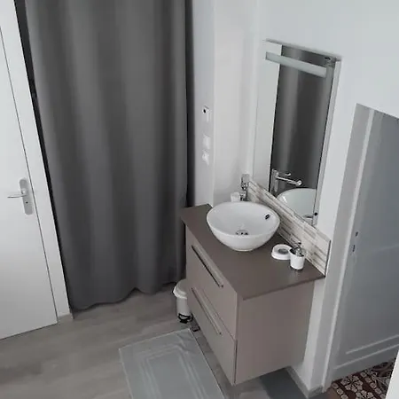 Chez Doudou Entre Terre Et *